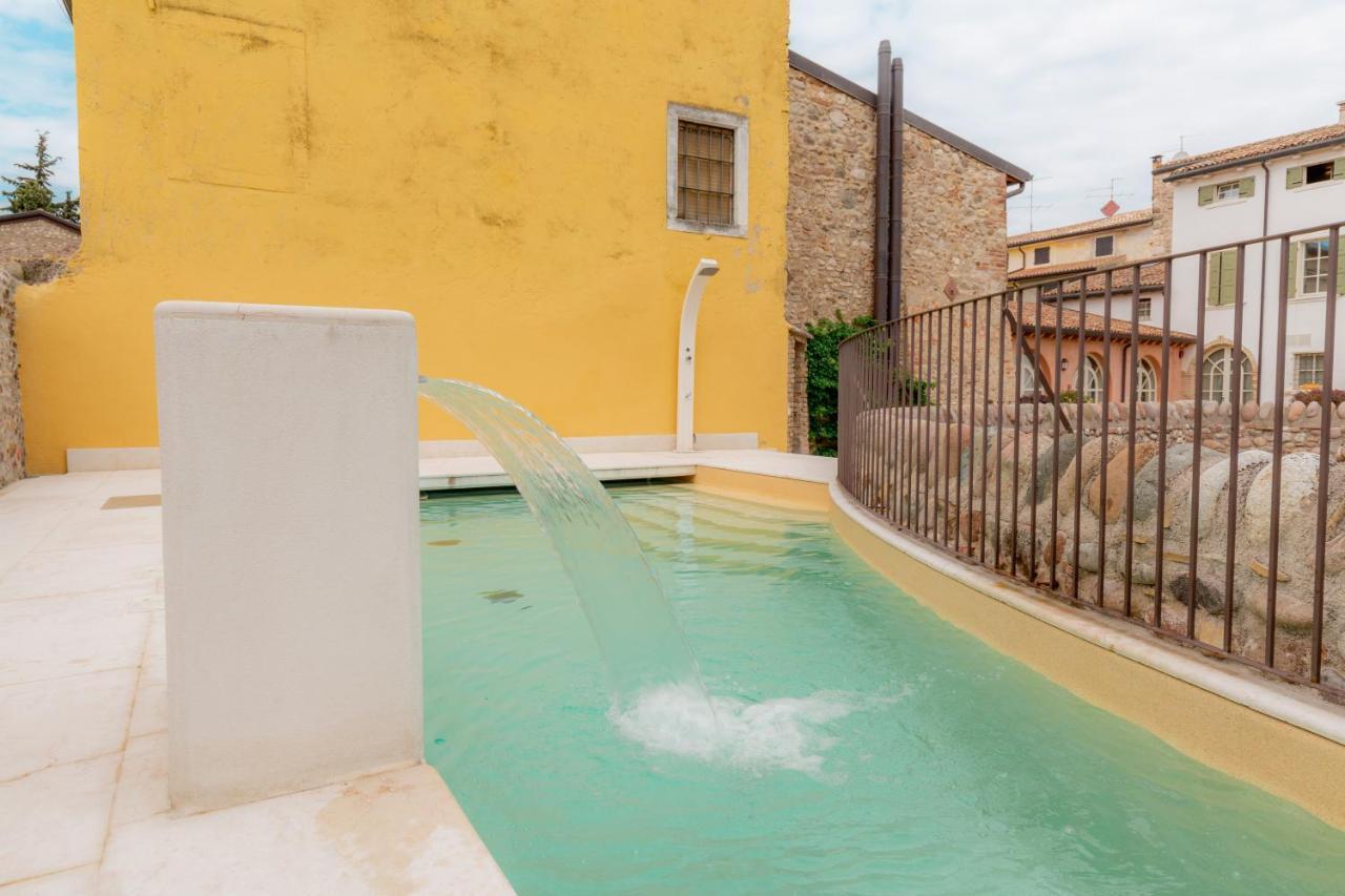Corte San Carlo Aparthotel 5*