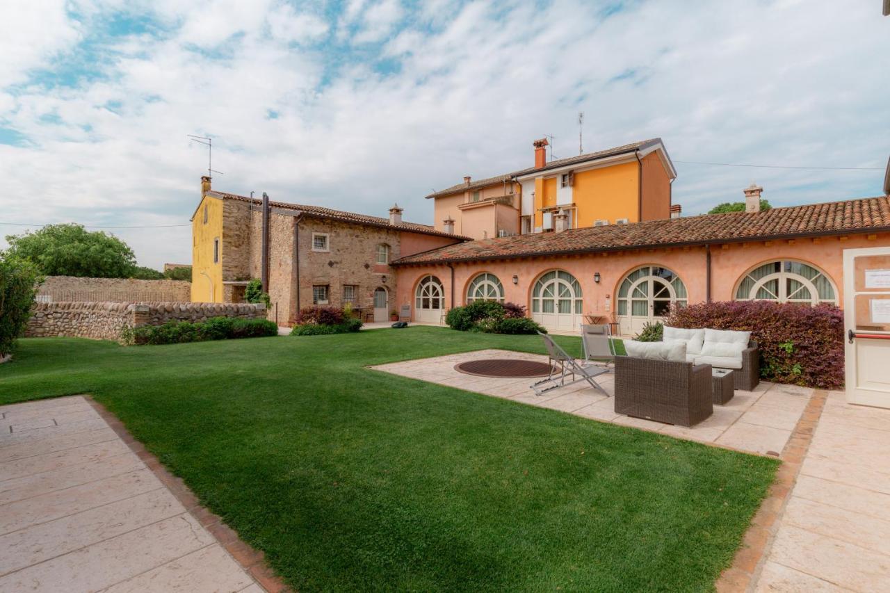 Aparthotel Corte San Carlo Colà