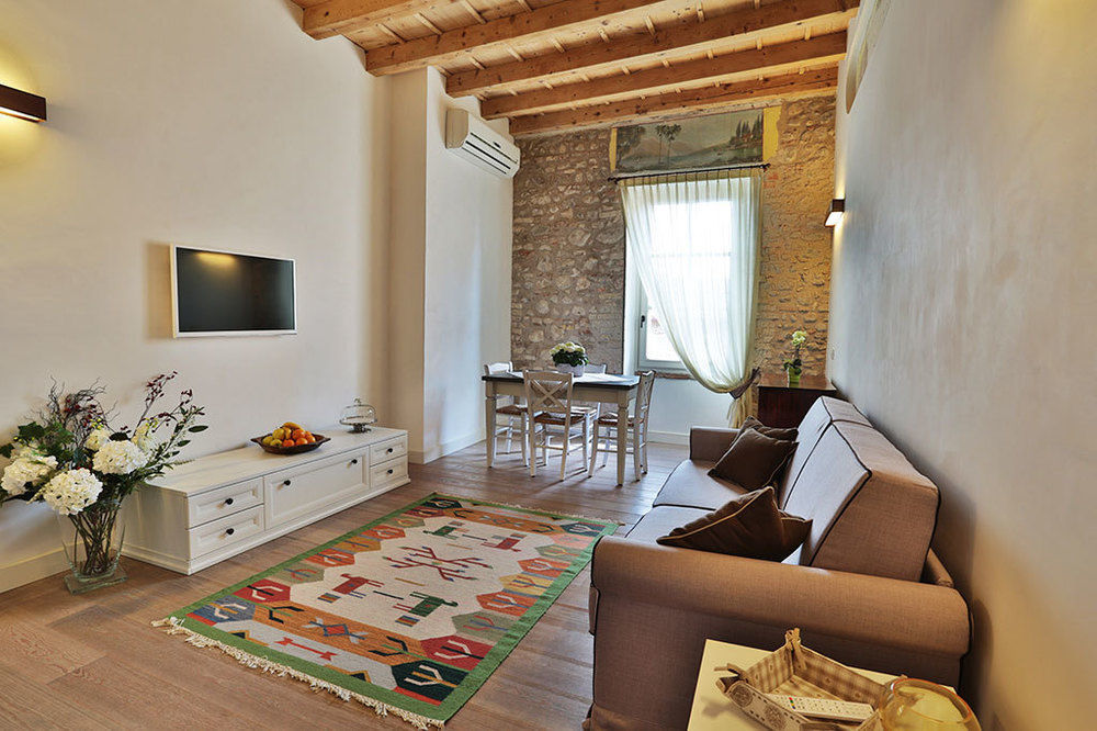 Corte San Carlo Aparthotel